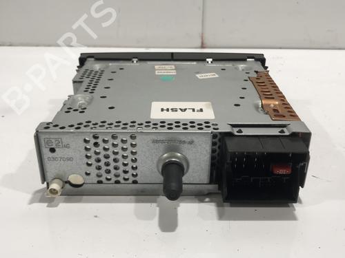 Radio PEUGEOT EXPERT Tepee (VF3X_) 2.0 HDi 140 | BP26456781E6 - Image 3