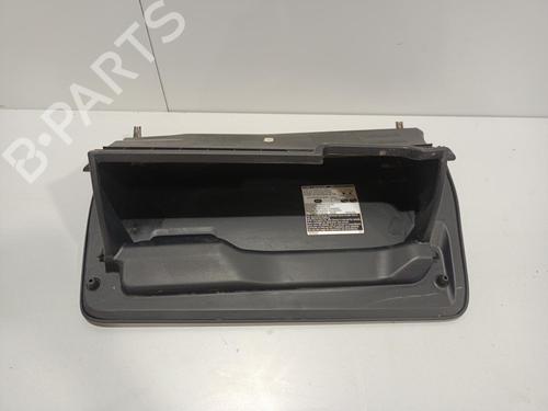 Glove box TOYOTA YARIS (_P13_) 1.5 (NSP131_) | BP22575547C95 