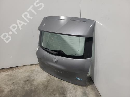 tailgate-fiat-500e-332_-2020-31071273 main image