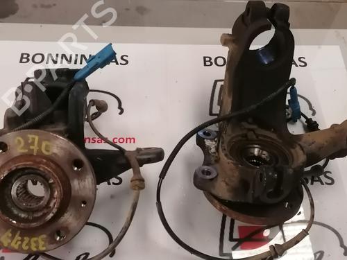 Used Right front steering knuckle Right front steering knuckle PEUGEOT 208 I (CA_, CC_) 1.6 HDi (92 hp) 34589430 34589430