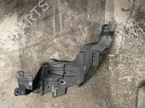 front-bumper-bracket-renault-megane-iii-hatchback-bz01_-b3_-2008-34589287 main image