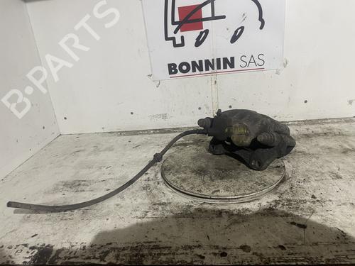 Used Right front brake caliper Right front brake caliper RENAULT MASTER II Van (FD) [1997-2013] 34591630 34591630