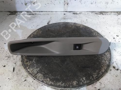 Used Right front window switch Right front window switch 37998796 37998796