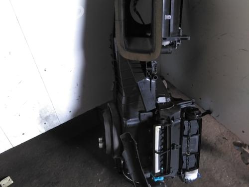 Used Heater matrix box Heater matrix box AUDI A3 Sportback (8PA) 1.6 TDI (105 hp) 34598783 34598783