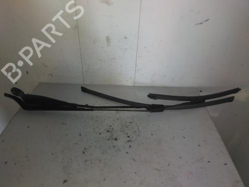 front-windshield-wiper-arm-peugeot-2008-i-cu_-2013-34602284 main image