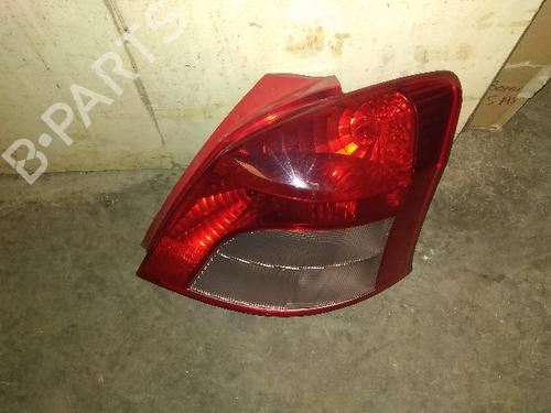 Used Left taillight TOYOTA YARIS (_P9_) 1.4 D-4D (NLP90_, NLP90R) (90 hp) 20636561