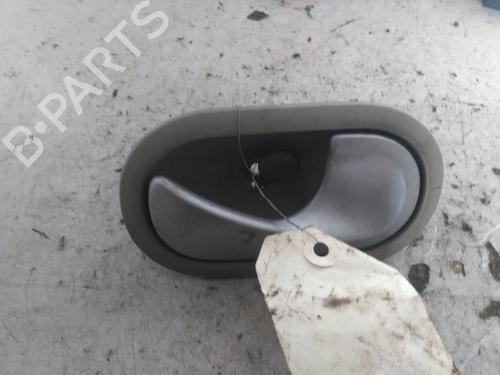 Used Front right interior door handle Front right interior door handle RENAULT TWINGO II (CN0_) 1.2 16V (CN04, CN0B) (75 hp) 34603073 34603073