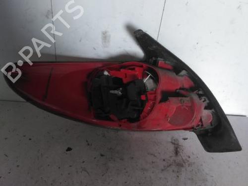 Right taillight PEUGEOT 206 Hatchback (2A/C) 1.4 HDi eco 70 | BP28189947C35 