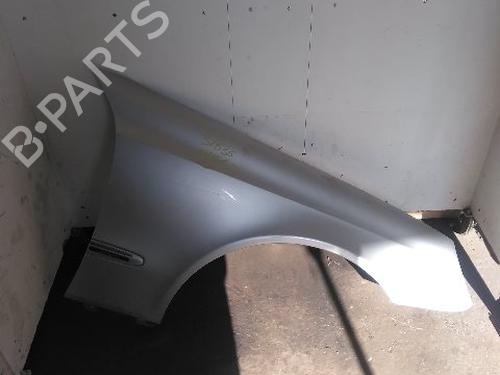 Used Right front fenders MERCEDES-BENZ E-CLASS (W211) E 320 CDI (211.026) (204 hp) 24149531
