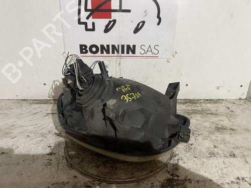 Used Right headlight RENAULT CLIO II (BB_, CB_) 1.9 D (B/CB0E, BB0J) (64 hp) 24317984