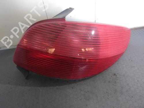 Højre baglygte Højre baglygte PEUGEOT 206 Hatchback (2A/C) 1.4 i (75 hp) 39697617 39697617