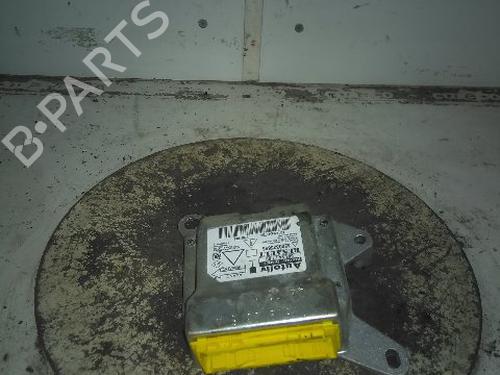 Used Engine control unit (ECU) RENAULT LAGUNA II (BG0/1_) 1.9 dCi (BG08, BG0G) (120 hp) 21135401