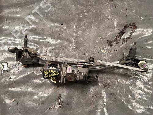 front-wipers-mechanism-renault-megane-iii-hatchback-bz01_-b3_-2008-34589286 main image