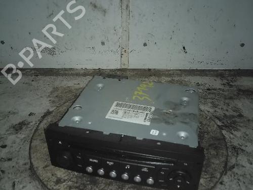 Used Radio CITROËN C3 II (SC_) 1.4 HDi 70 (SC8HZC, SC8HR0, SC8HP4) (68 hp) 21120217
