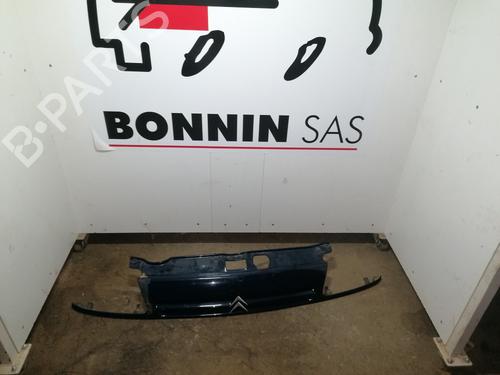 Used Grille Grille CITROËN SAXO (S0, S1) 1.0 X (50 hp) 34586546 34586546