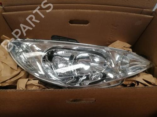 Right headlight PEUGEOT 206 Hatchback (2A/C) 1.4 i | BP20636327C29 