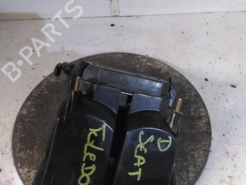 Used Right taillight SEAT TOLEDO I (1L2) 1.6 i (73 hp) 24331441