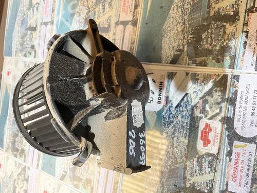 Used Heater blower motor PEUGEOT 206 Hatchback (2A/C) 1.4 i (75 hp) 20638401