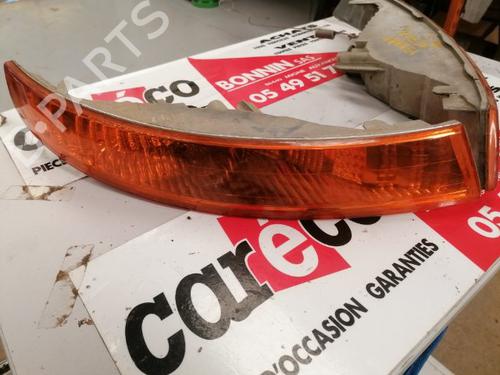 Used Right headlight OPEL VIVARO A Van (X83) 2.5 DTI (F7) (135 hp) 20636451