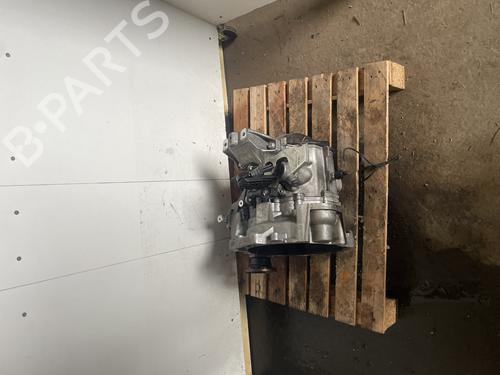 Caja de cambios Caja de cambios VW GOLF VII (5G1, BQ1, BE1, BE2) [2012-2021] 34593203 34593203