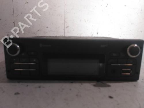 Used Radio Radio RENAULT MASTER III Van (FV) 2.3 dCi 110 FWD (FV0R, FV0W, FV1A) (110 hp) 34586129 34586129