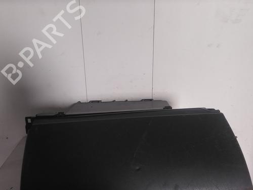 Used Glove box Glove box MERCEDES-BENZ B-CLASS Sports Tourer (W245) B 170 (245.232) (116 hp) 34600973 34600973