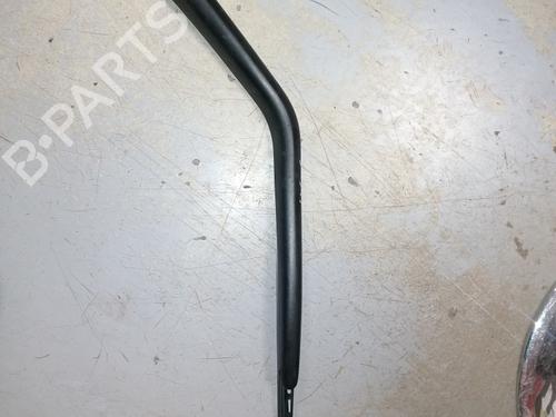 Braço escova traseiro Braço escova traseiro RENAULT MEGANE I (BA0/1_) [1995-2004] 34587456 34587456