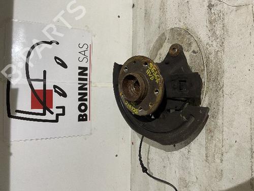 Used Left front steering knuckle RENAULT SCÉNIC III (JZ0/1_) 1.5 dCi (110 hp) 24134036