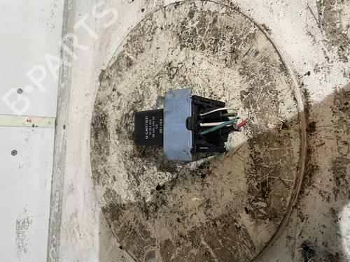 Used Electronic module Electronic module PEUGEOT 3008 I MPV (0U_) 1.6 HDi (109 hp) 34590486 34590486