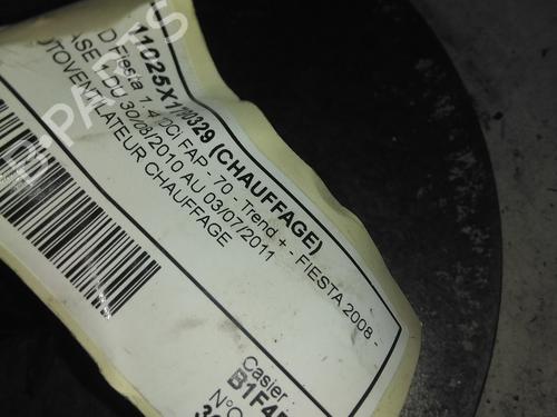 Used Heater blower motor Heater blower motor FORD FIESTA VI (CB1, CCN) 1.4 TDCi (70 hp) 34602049 34602049