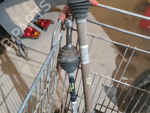 Used Right front driveshaft PEUGEOT 208 I (CA_, CC_) 1.4 HDi (68 hp) 25826988