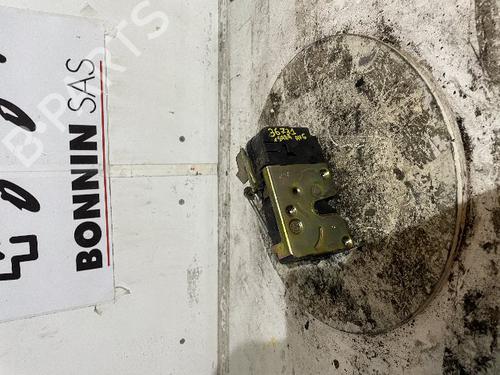 Used Front left lock CITROËN XSARA (N1) 2.0 HDi 90 (90 hp) 21532430
