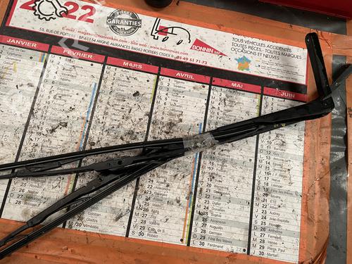Used Front windshield wiper arm Front windshield wiper arm RENAULT 19 I (B/C53_) [1988-1994] 34589608 34589608