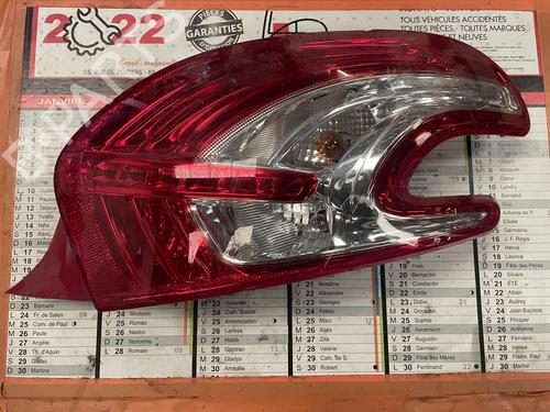 Used Right taillight Right taillight 34589472 34589472