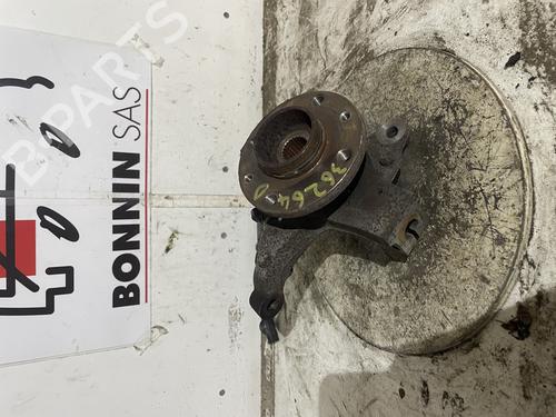 Used Right front steering knuckle Right front steering knuckle DACIA SANDERO II 1.2 (73 hp) 34592386 34592386