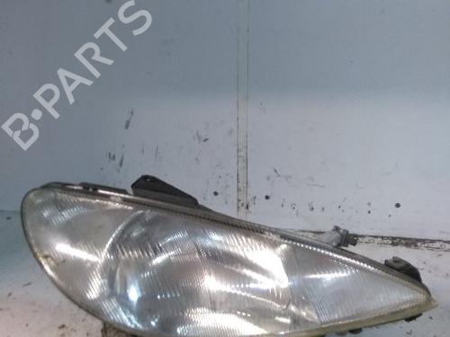 Used Right headlight PEUGEOT 206 Hatchback (2A/C) 1.4 i (75 hp) 26003844