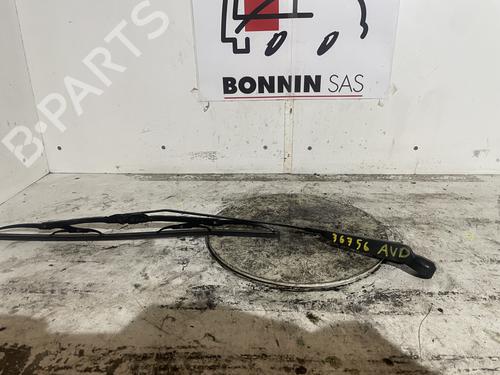 front-windshield-wiper-arm-renault-kangoo-express-fc01_-1997-34591237 main image