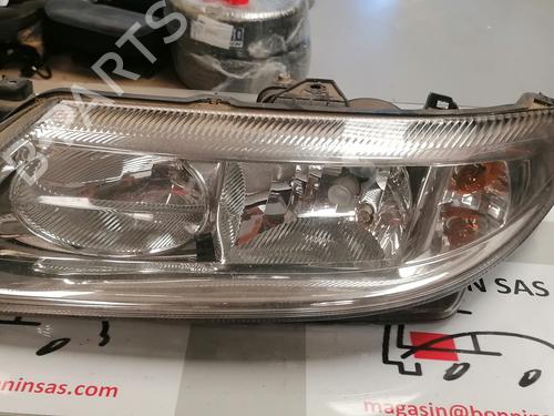 Used Left headlight Left headlight RENAULT LAGUNA II (BG0/1_) [2001-2007] 34587043 34587043
