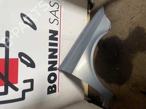 Used Right front fenders Right front fenders RENAULT LAGUNA II Grandtour (KG0/1_) 1.9 dCi (KG0G) (120 hp) 34592101 34592101