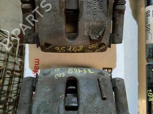 Used Right front brake caliper Right front brake caliper PEUGEOT 208 I (CA_, CC_) 1.0 VTi (68 hp) 34587850 34587850