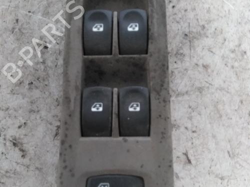 Used Switch Switch RENAULT CLIO III (BR0/1, CR0/1) 1.5 dCi (BR0H, CR0H, CR1S, BR1S) (106 hp) 34601816 34601816