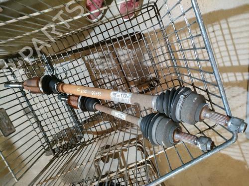 Used Left front driveshaft Left front driveshaft PEUGEOT 207 (WA_, WC_) 1.4 HDi (68 hp) 34587893 34587893