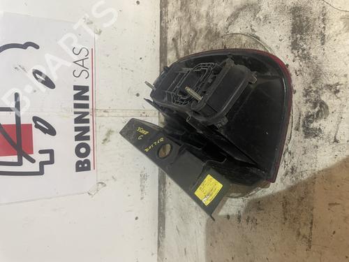 left-taillight-dacia-duster-hs_-2010-2011-2012-2013-2014-2015-2016-2017-2018-34592687 main image
