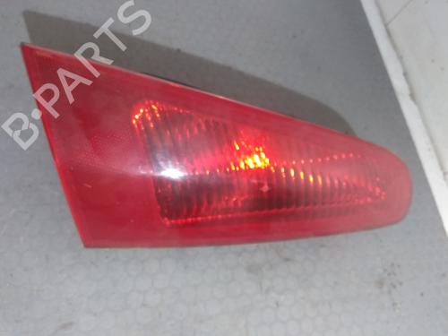 Used Left tailgate light Left tailgate light ALFA ROMEO 147 (937_) 1.6 16V T.SPARK ECO (937.AXA1A, 937.BXA1A) (105 hp) 36572078 36572078