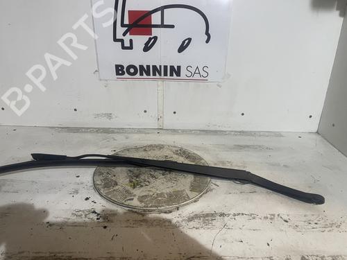front-windshield-wiper-arm-renault-scenic-ii-jm01_-2003-2004-2005-2006-2007-2008-2009-2010-34590351 main image