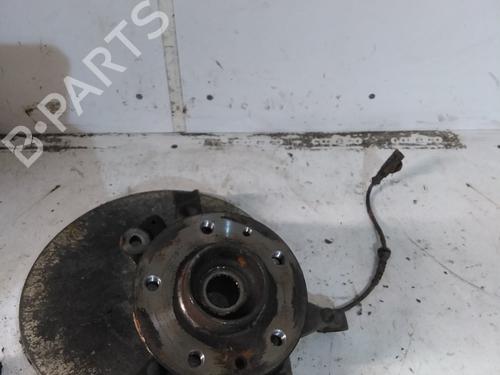 Used Left front steering knuckle Left front steering knuckle RENAULT SCÉNIC III (JZ0/1_) 1.5 dCi (110 hp) 34596637 34596637