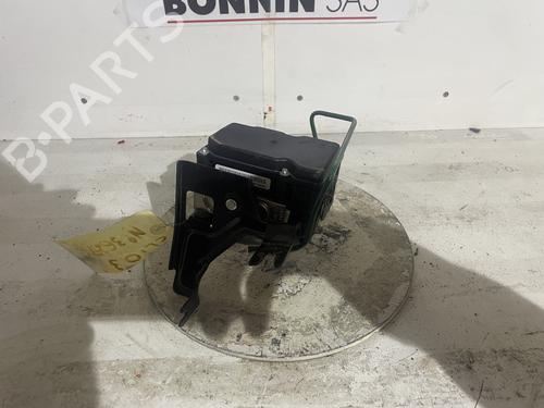 Used ABS pump ABS pump RENAULT CLIO III (BR0/1, CR0/1) 1.2 16V (BR02, BR0J, BR11, CR02, CR0J, CR11) (75 hp) 34590215 34590215