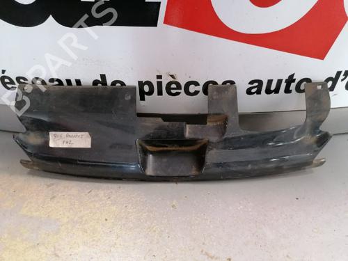 Used Grille PEUGEOT 306 Hatchback (7A, 7C, N3, N5) 2.0 HDI 90 (90 hp) 20636106