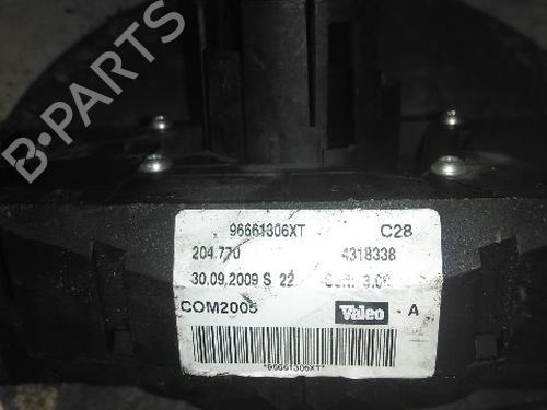 Used Steering column stalk PEUGEOT 207 (WA_, WC_) 1.4 HDi (68 hp) 27075664