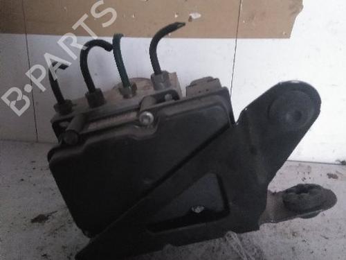Used ABS pump RENAULT SCÉNIC II (JM0/1_) 1.6 (JM0C, JM0J, JM1B) (113 hp) 26390827